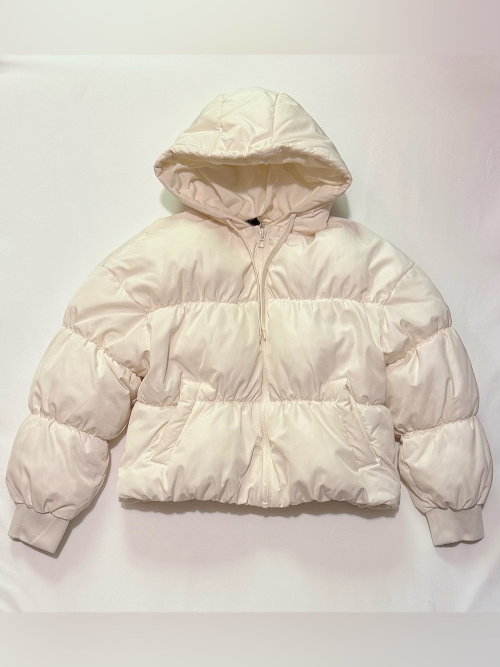 H&M Hooded Puffer Jacket in Cream